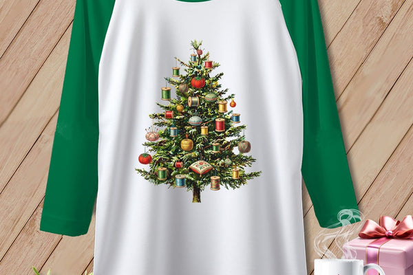 MyDesigns Physical Item XS / White/Kelly The Quilter’s Christmas Tree ~ Raglan Tee