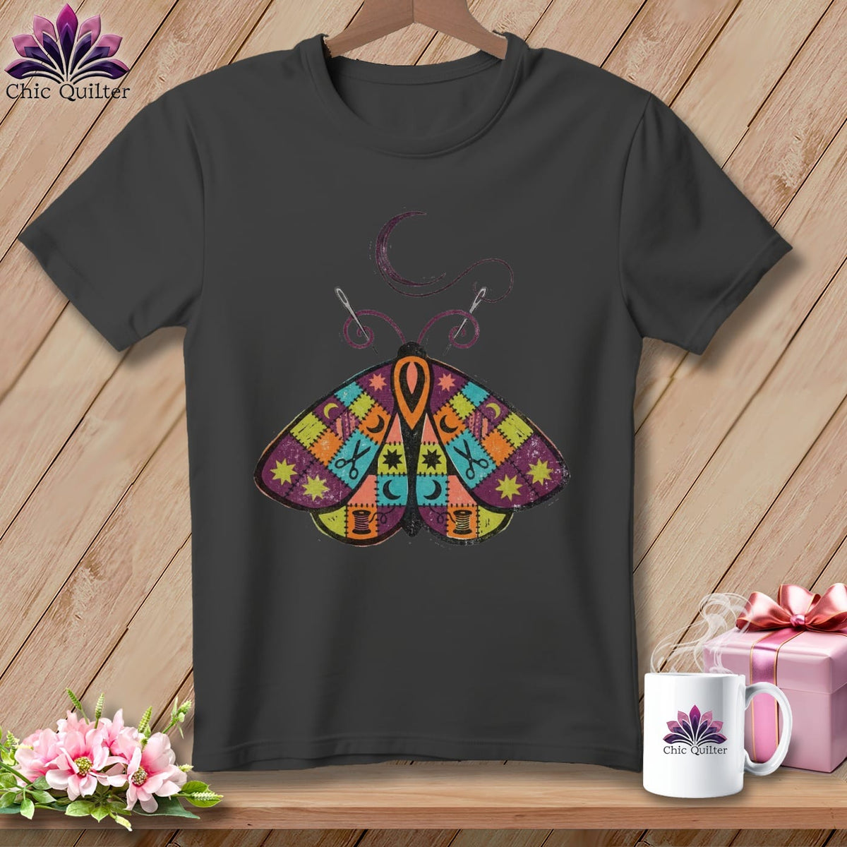 MyDesigns Physical Item S / Asphalt Drawn To The Lamp ~ Relaxed Fit Tee