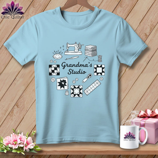 MyDesigns Physical Item S / Chambray Grandma’s Studio ~ Premium Tee