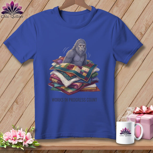 MyDesigns Physical Item S / Heather True Royal Big Foots Pile-o-Quilts ~ Relaxed Fit Tee