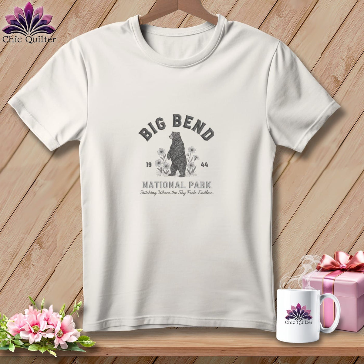 MyDesigns Physical Item S / Vintage White Big Bend National Park, Stitchin In Beauty ~ Relaxed Fit Tee