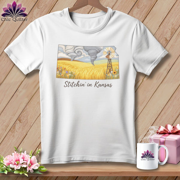 MyDesigns Physical Item S / White Stitchin' in Kansas ~ Relaxed Fit Tee