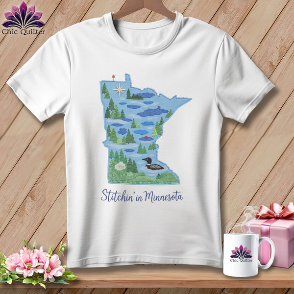 MyDesigns Physical Item S / White Stitchin' in Minnesota ~ Relaxed Fit Tee